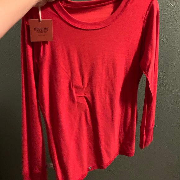 tops! Hollister, American Eagle, and Target - Picture 8 of 8